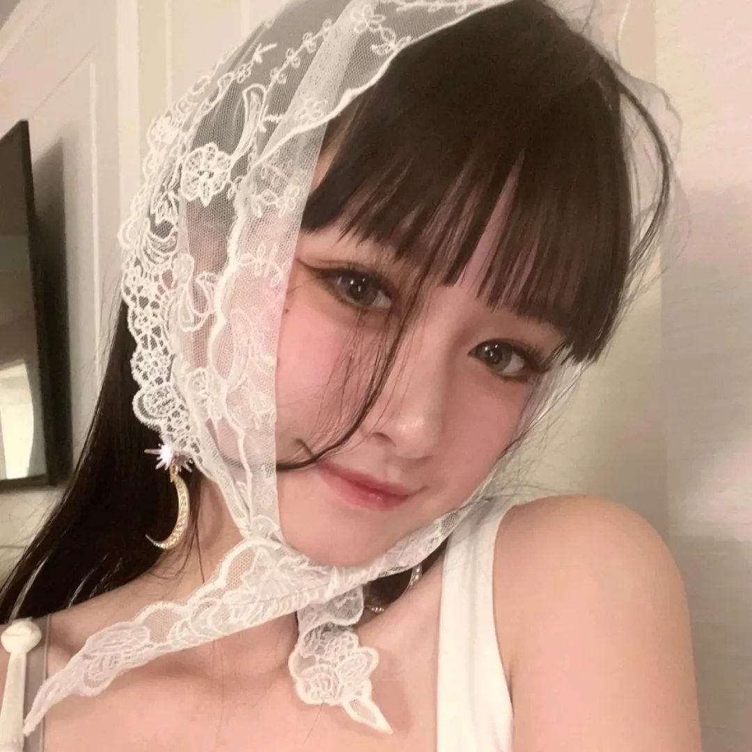 变装男侍